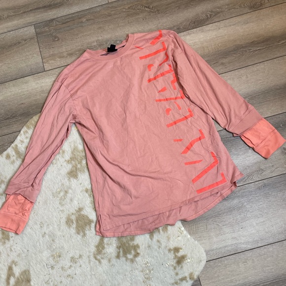 IVY PARK Tops - IVY PARK shadow logo pink long sleeve tshirt